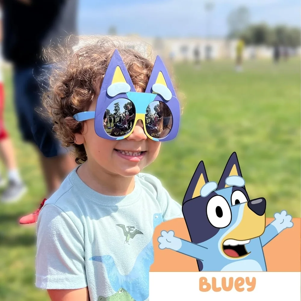 NEW Bluey Lil' Characters Sun-Staches Kids Sunglasses Licensed Character
